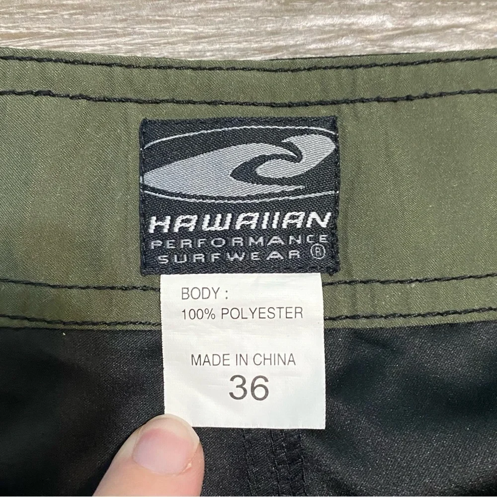 Hawaiian Performance Surfwear 36 Black Trunks